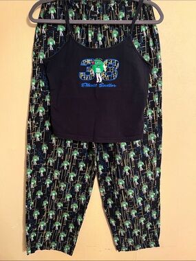 Black & Green Graphic Pajama Set - Women's Tank Top & Printed Pants